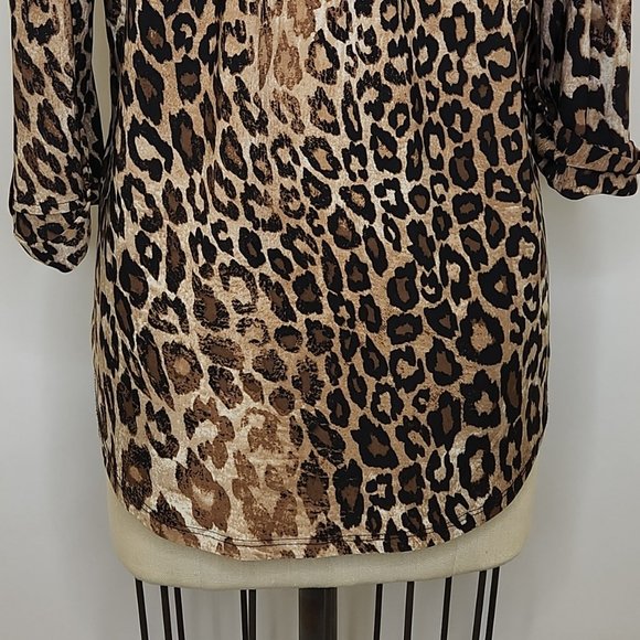 New Directions Top Leopard Tan Black Large Roll Tab Sleeve Stretch Knit Bib Fron - Picture 6 of 8